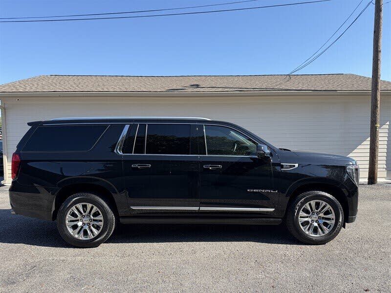 2023 GMC Yukon XL Denali 4WD