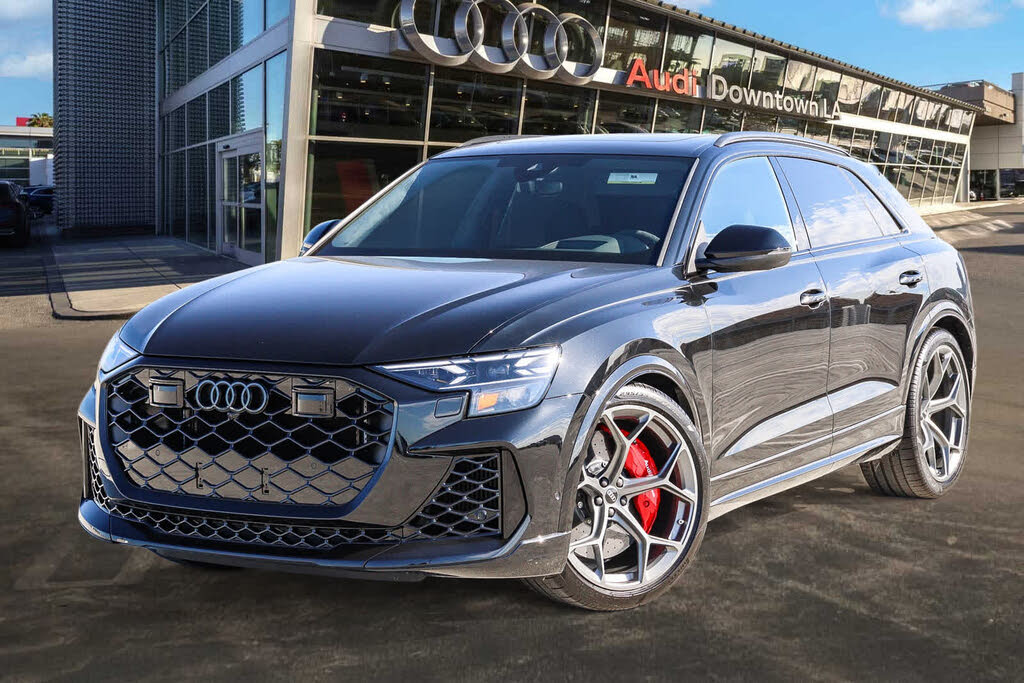 2025 Audi RS Q8 4.0T quattro Performance