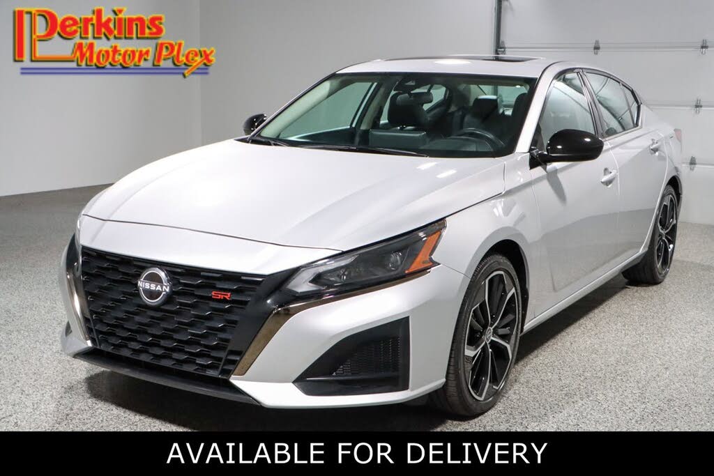 2024 Nissan Altima 2.5 SR FWD