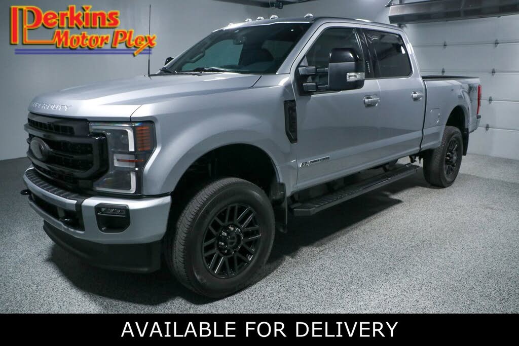 2022 Ford F-250 Super Duty Lariat Crew Cab 4WD