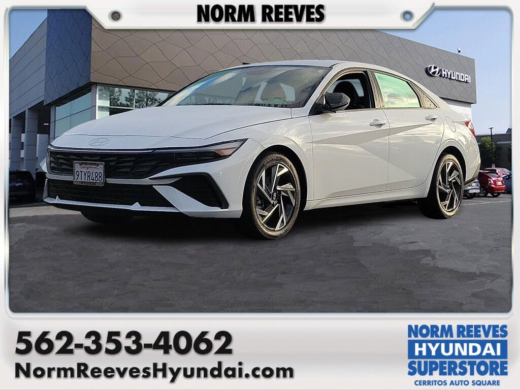 2025 Hyundai Elantra SEL Sport FWD