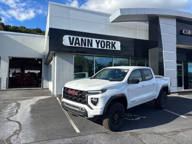 2026 GMC Canyon Elevation Crew Cab RWD