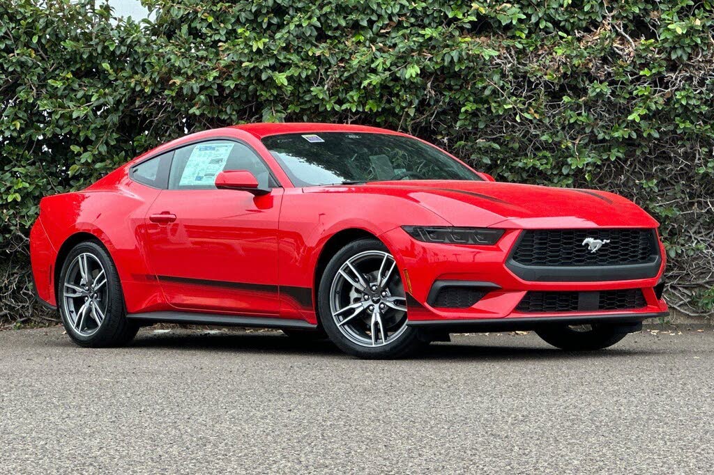 2025 Ford Mustang EcoBoost Fastback RWD