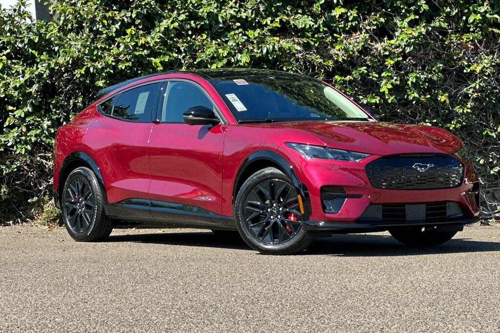 2025 Ford Mustang Mach-E Premium RWD