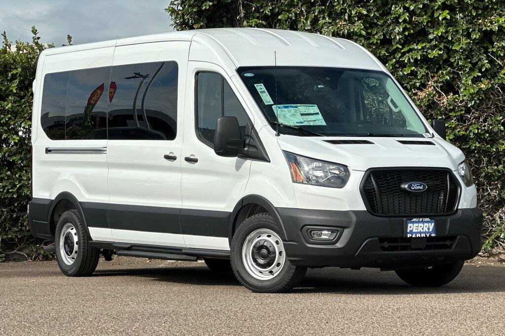 2025 Ford Transit Passenger 350 XL Medium Roof LB RWD