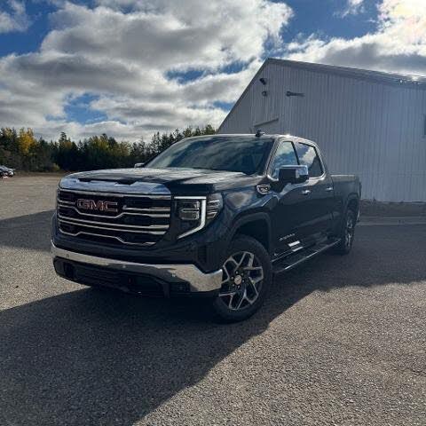 2026 GMC Sierra 1500 SLT Crew Cab 4WD