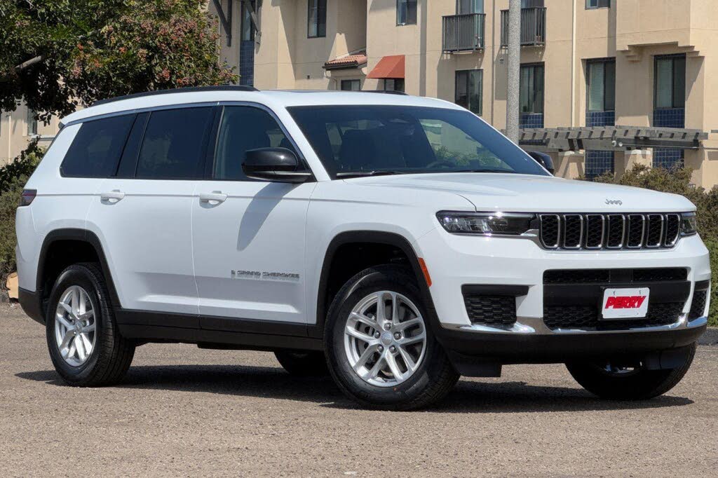 2025 Jeep Grand Cherokee L Laredo X RWD