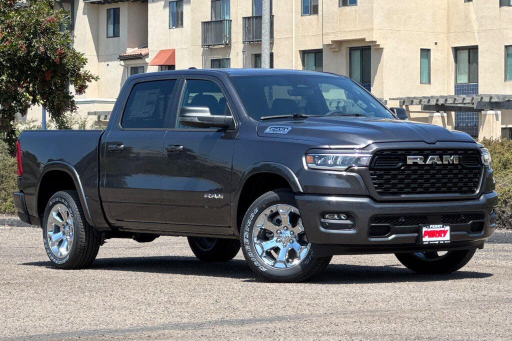 2025 RAM 1500 Big Horn Crew Cab RWD