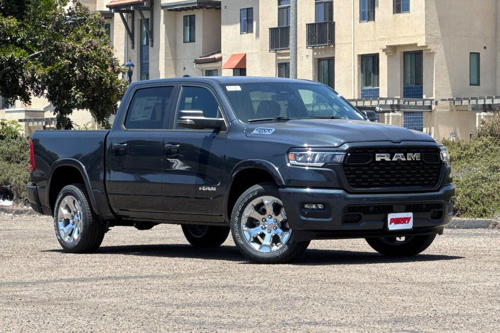 2025 RAM 1500 Big Horn Crew Cab RWD
