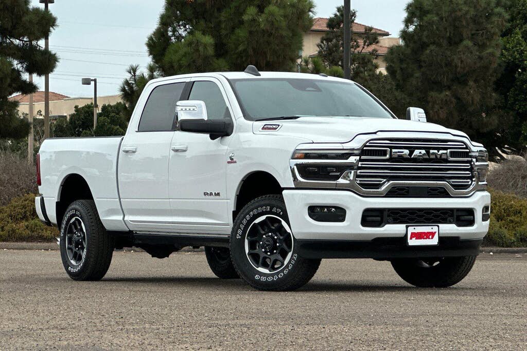 2026 RAM 2500 Laramie Crew Cab 4WD