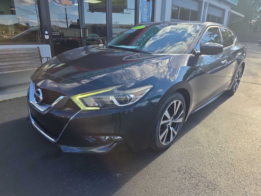 2017 Nissan Maxima S FWD
