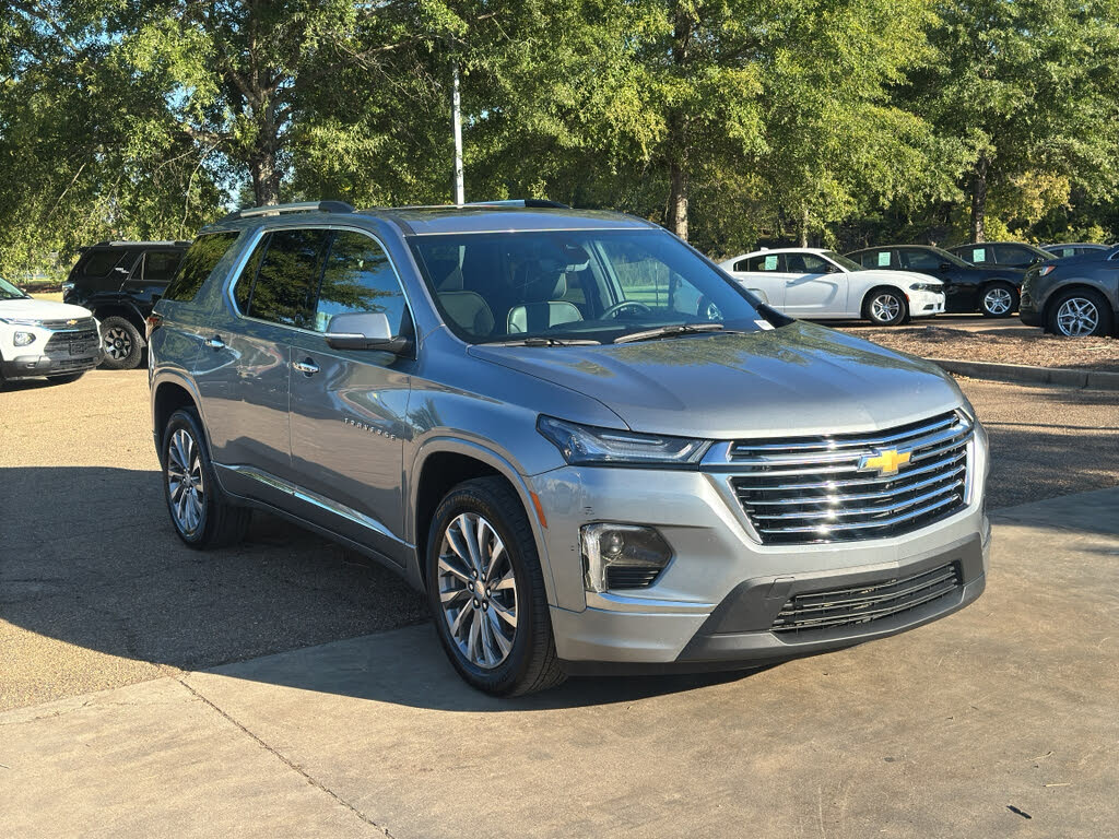 2023 Chevrolet Traverse Premier FWD