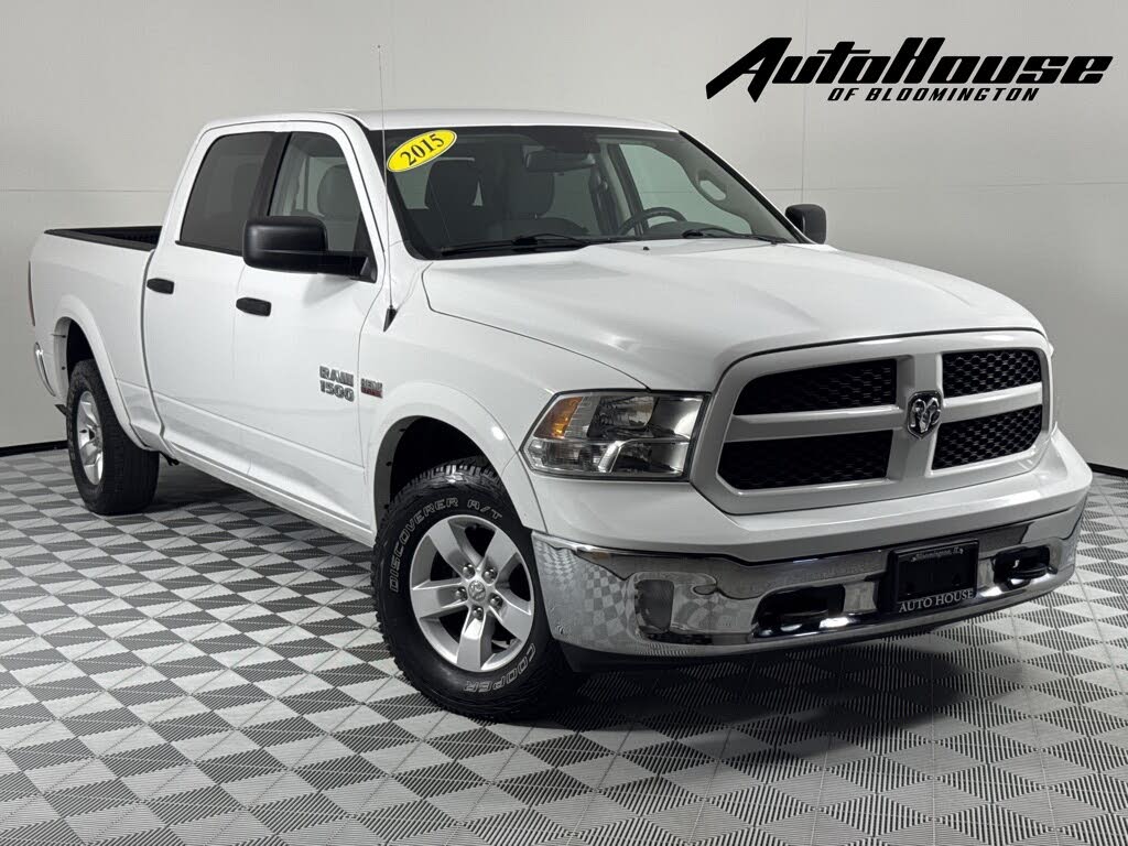 2015 RAM 1500 SLT Crew Cab 4WD