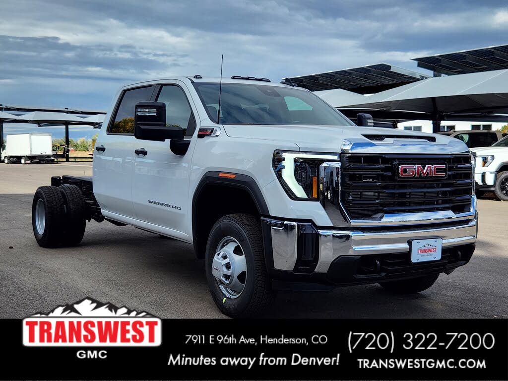 2026 GMC Sierra 3500HD Chassis Pro Crew Cab 4WD