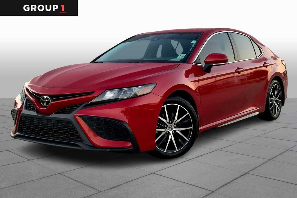 2021 Toyota Camry SE FWD