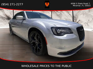 Chrysler 300 S V6 RWD