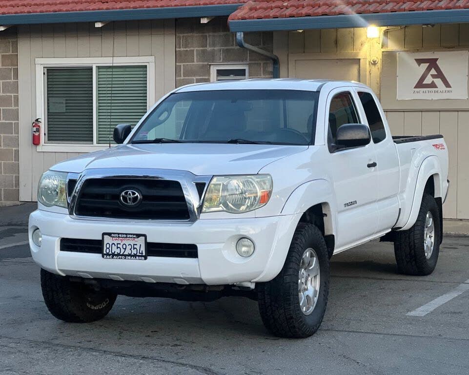 2006 Toyota Tacoma V6 4dr Access Cab 4WD SB with manual