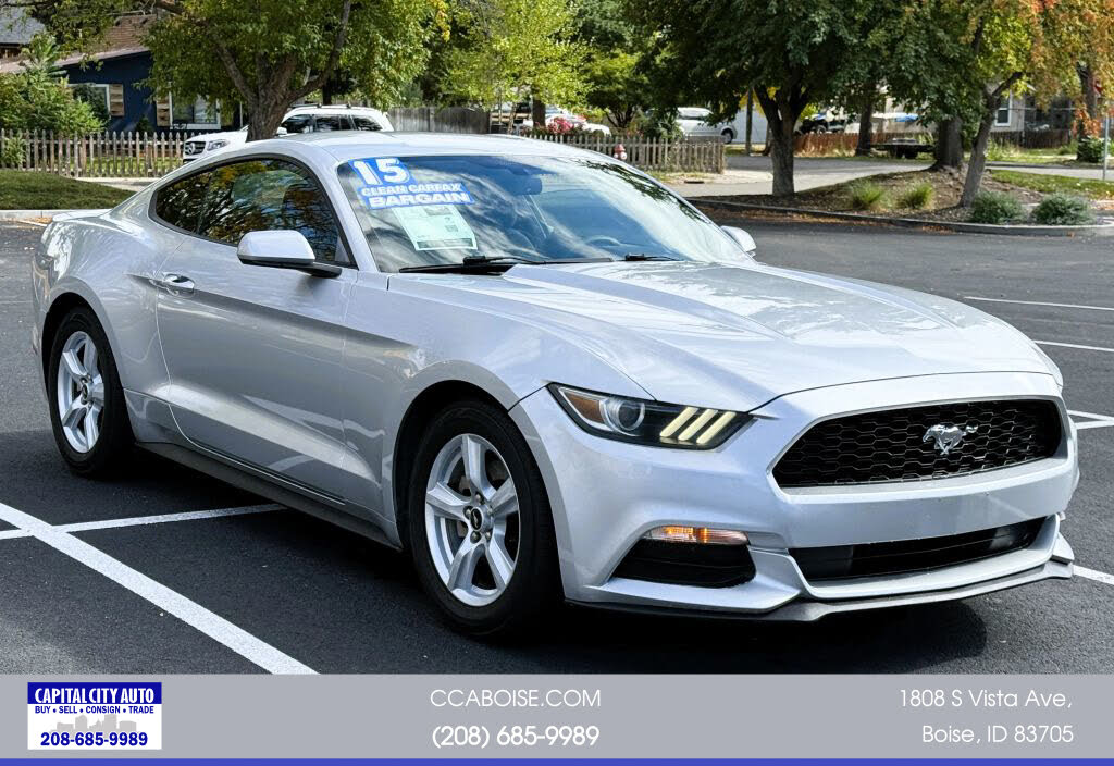 2015 Ford Mustang V6 Coupe RWD