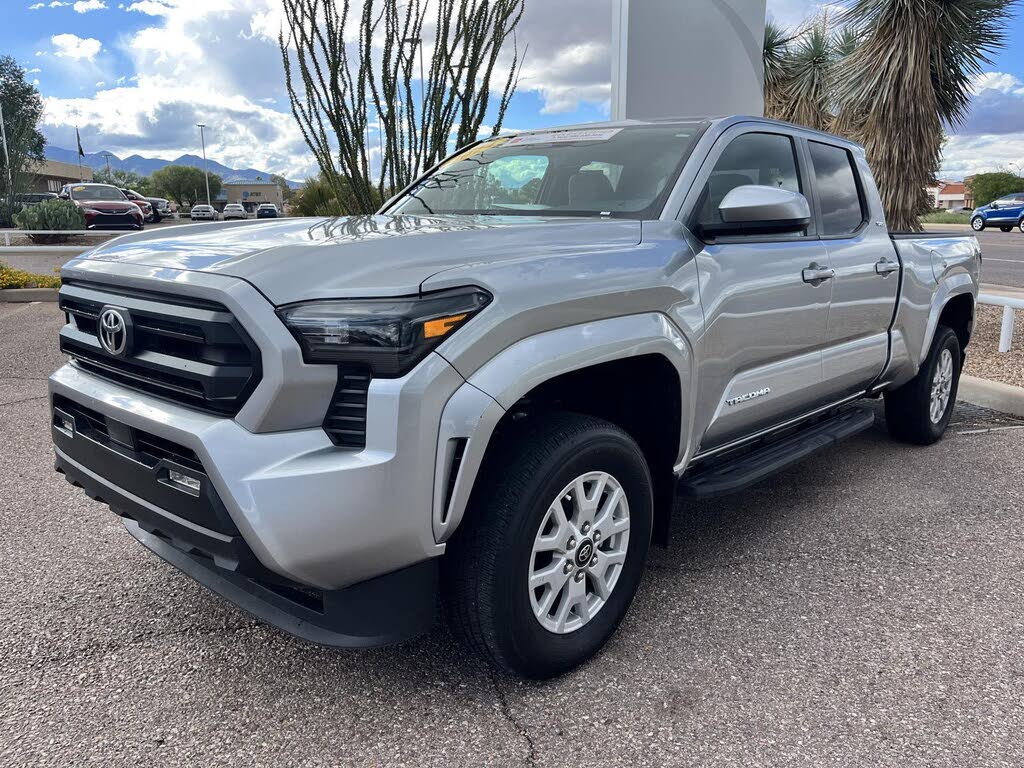 2024 Toyota Tacoma SR5 Double Cab 4WD