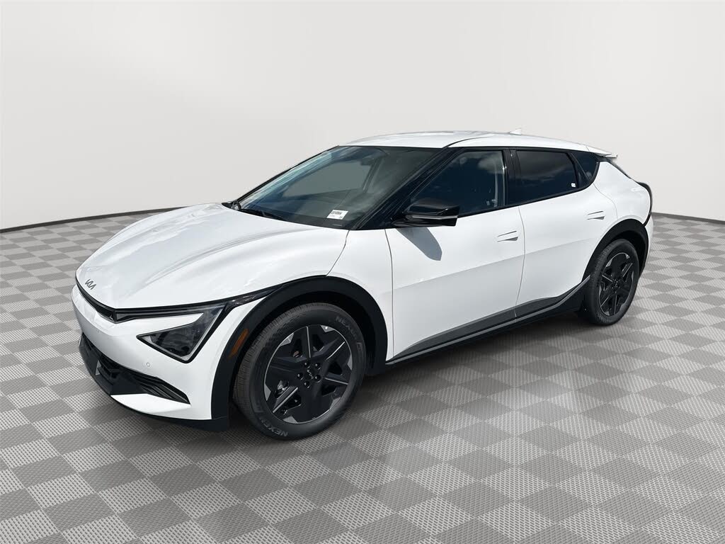 2025 Kia EV6 Light Long Range RWD