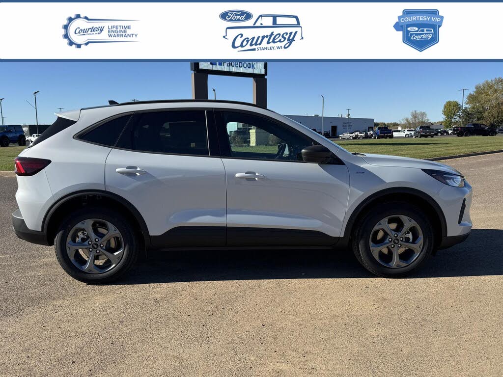 2026 Ford Escape ST-Line AWD