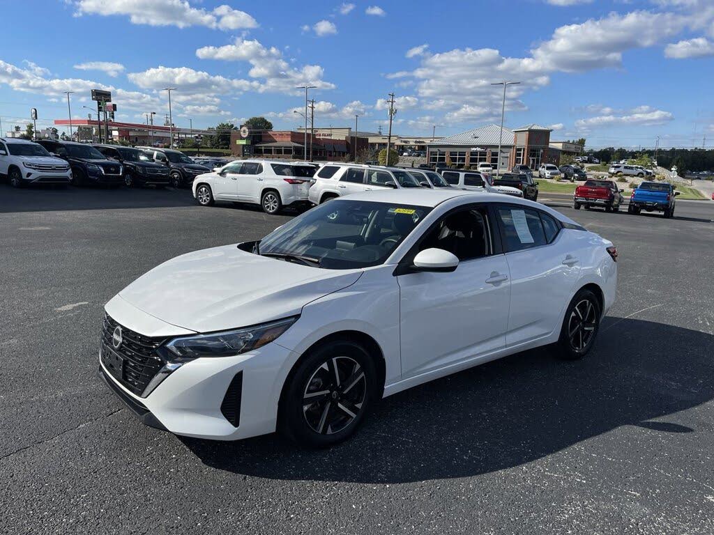 2024 Nissan Sentra SV FWD