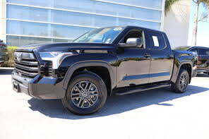 Toyota Tundra SR5 CrewMax Cab RWD