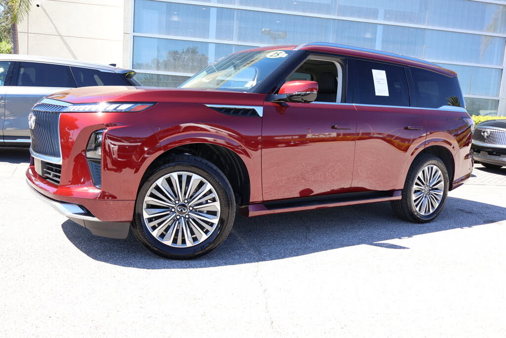 2025 INFINITI QX80 Luxe RWD