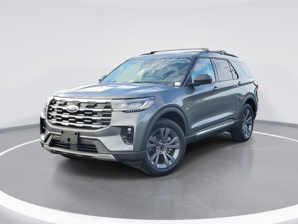 2025 Ford Explorer Active AWD