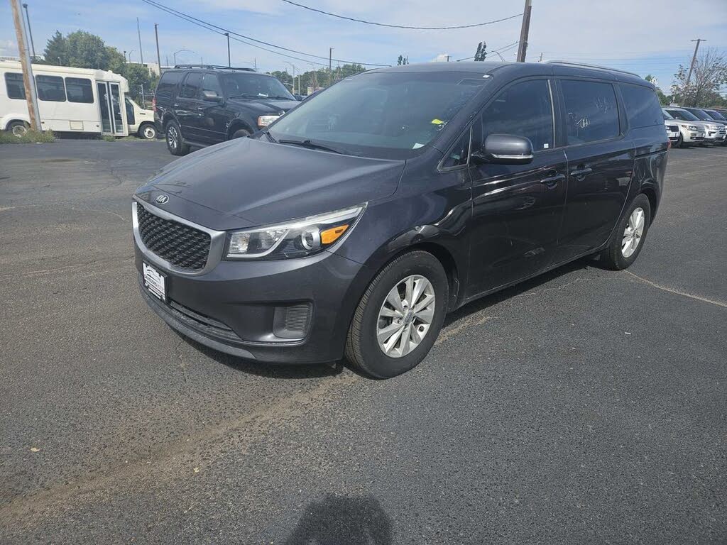 2015 Kia Sedona LX
