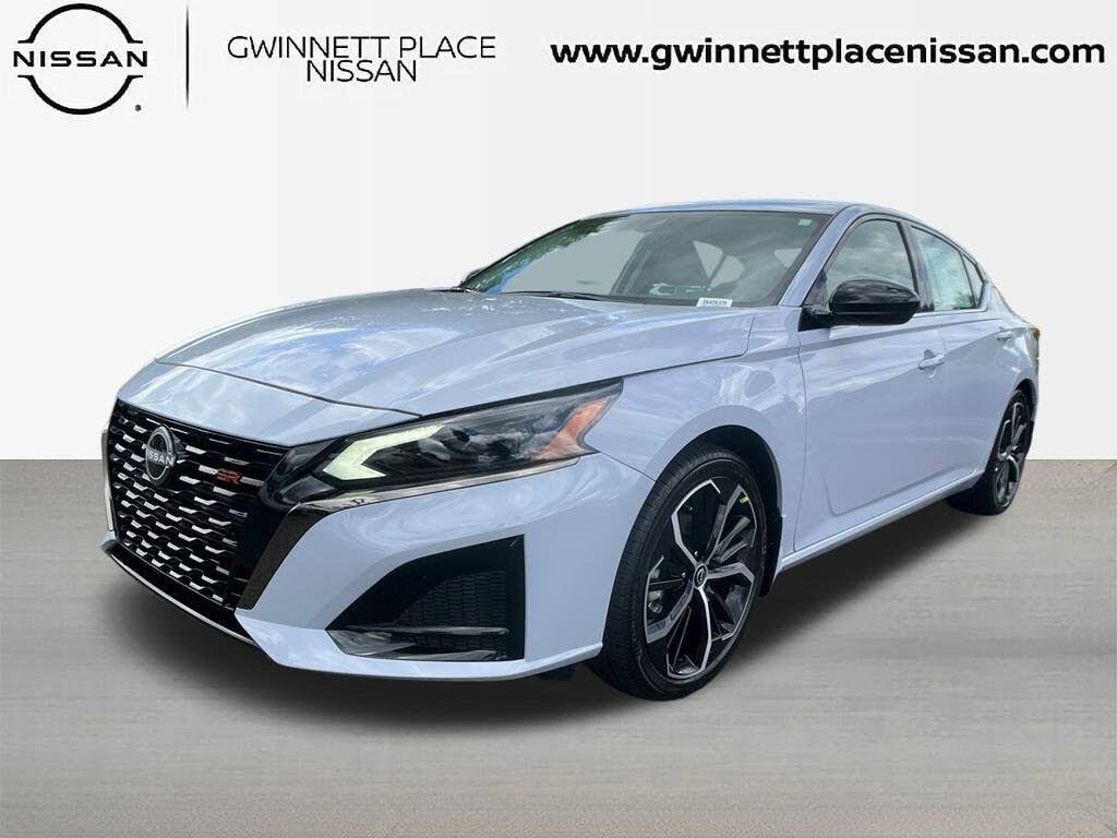 2025 Nissan Altima 2.5 SR FWD