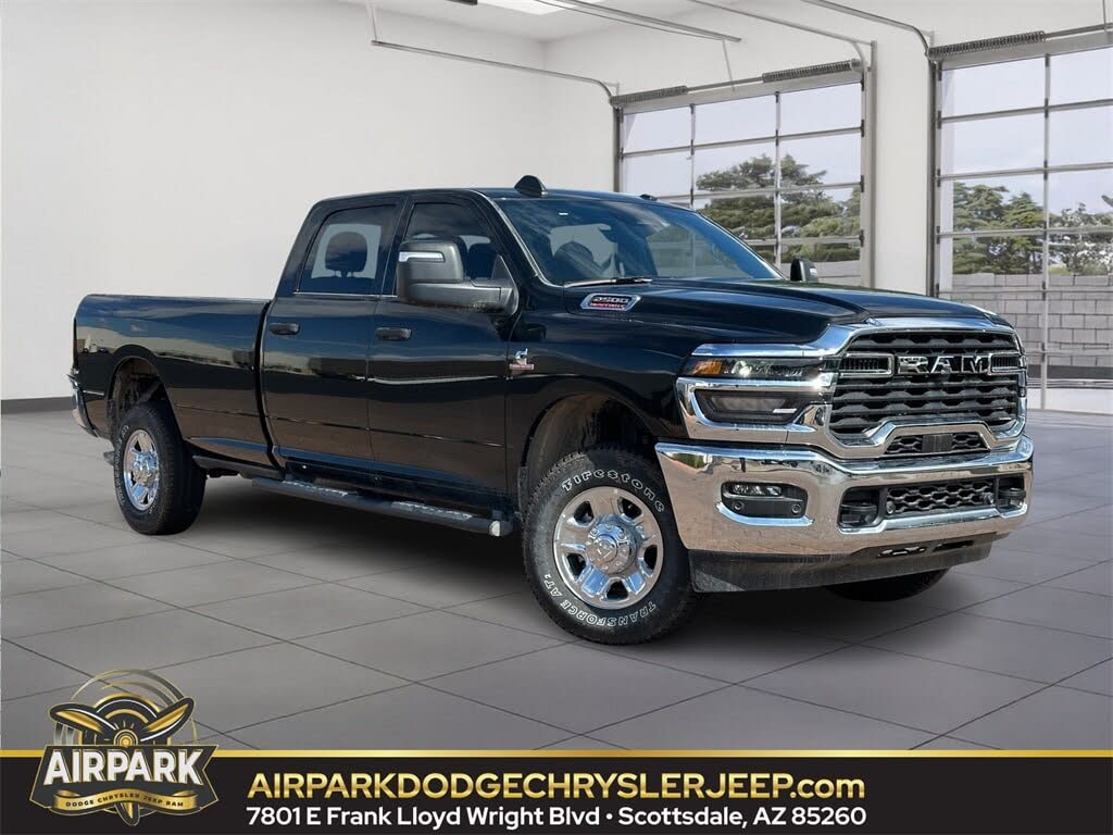 2026 RAM 2500 Tradesman Crew Cab LB 4WD