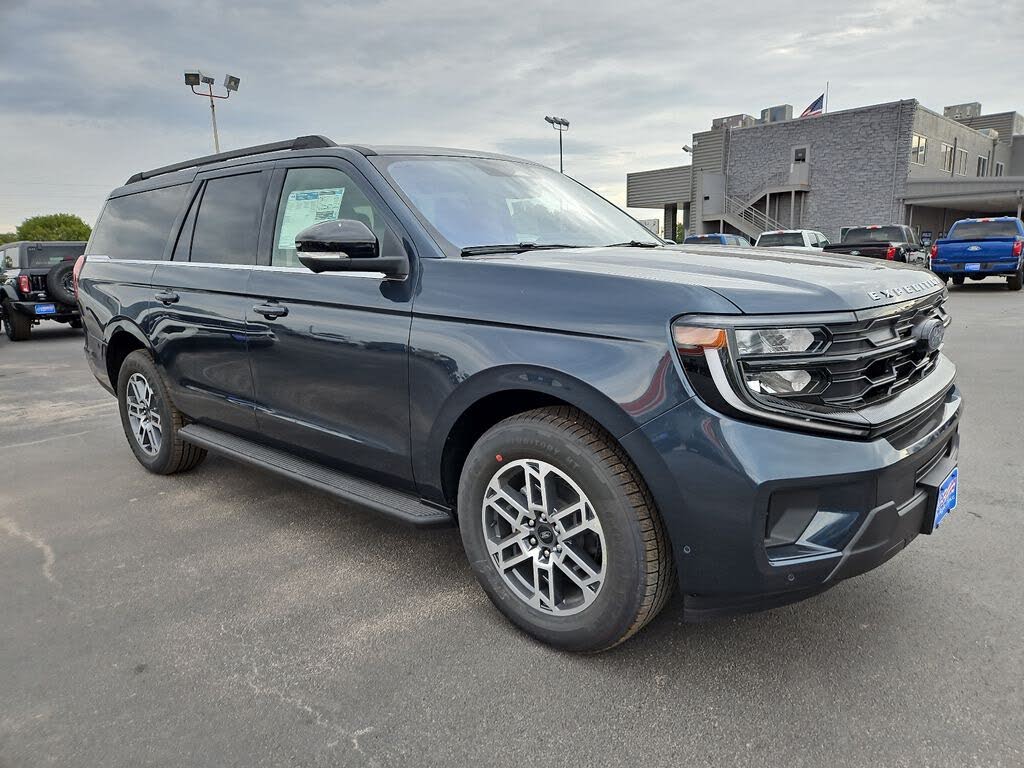 2025 Ford Expedition MAX Active RWD