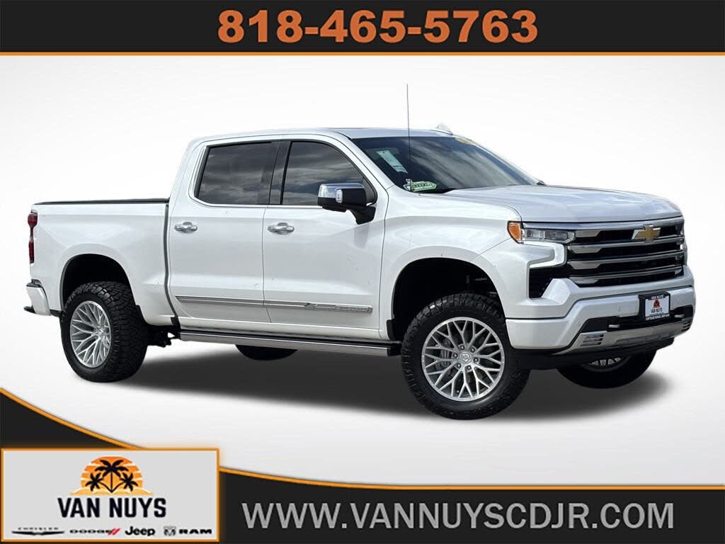 2024 Chevrolet Silverado 1500 High Country Crew Cab 4WD