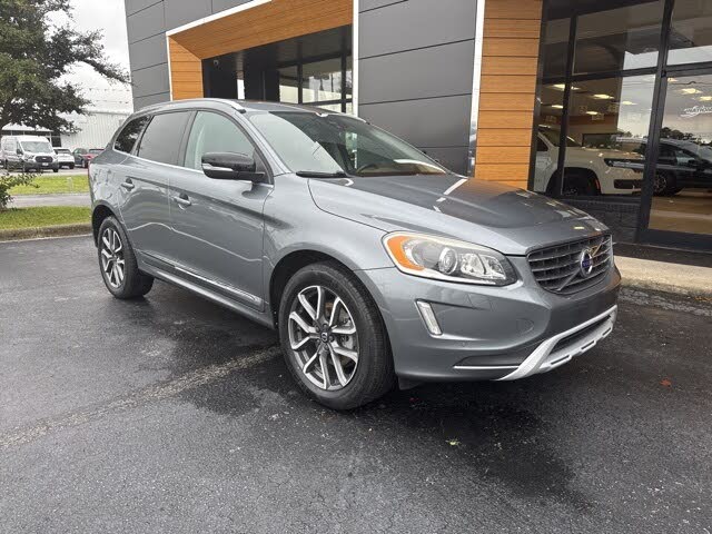 2017 Volvo XC60 T6 Dynamic AWD