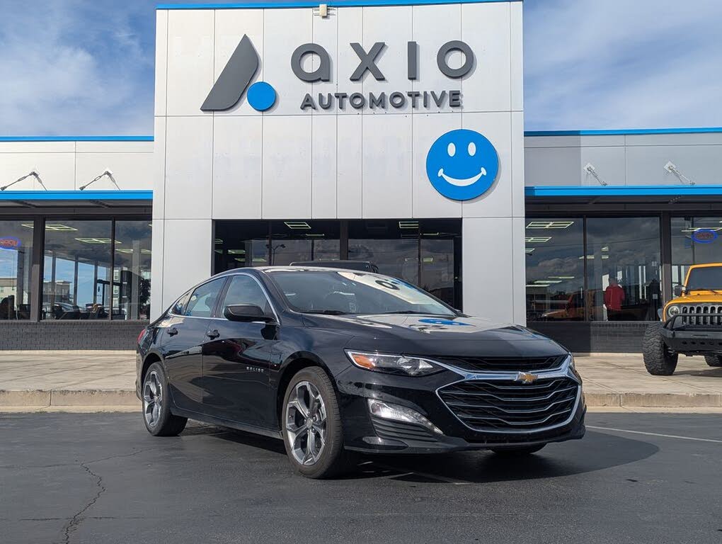 2024 Chevrolet Malibu LT with 1LT FWD