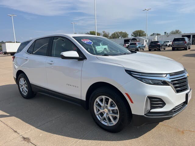 2022 Chevrolet Equinox LT AWD with 1LT