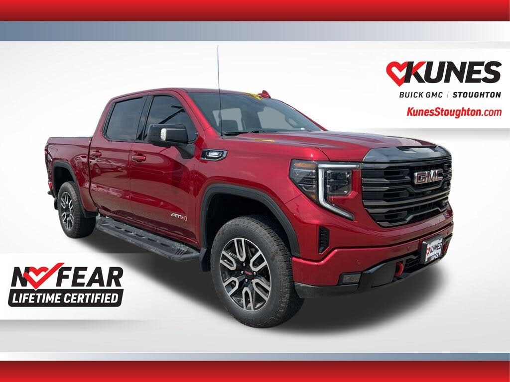 2023 GMC Sierra 1500 AT4 Crew Cab 4WD