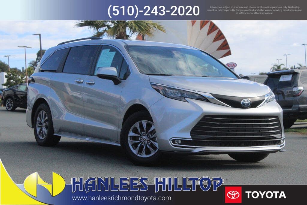 2024 Toyota Sienna XLE 7-Passenger FWD