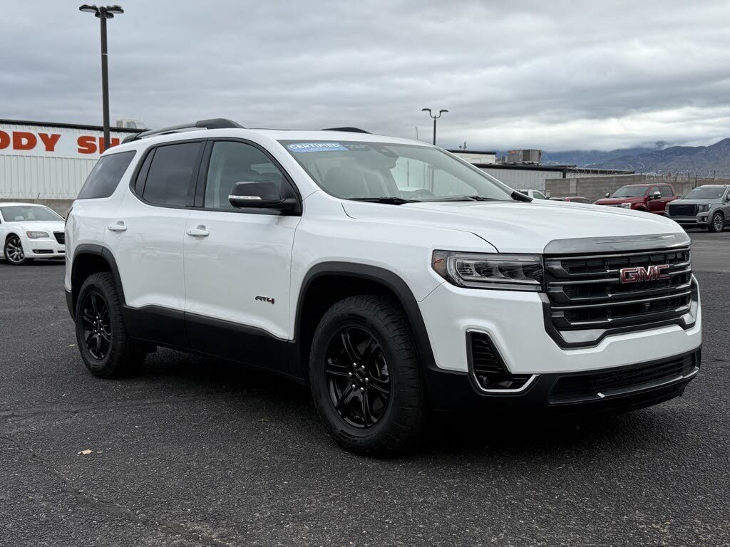 2023 GMC Acadia AT4 AWD