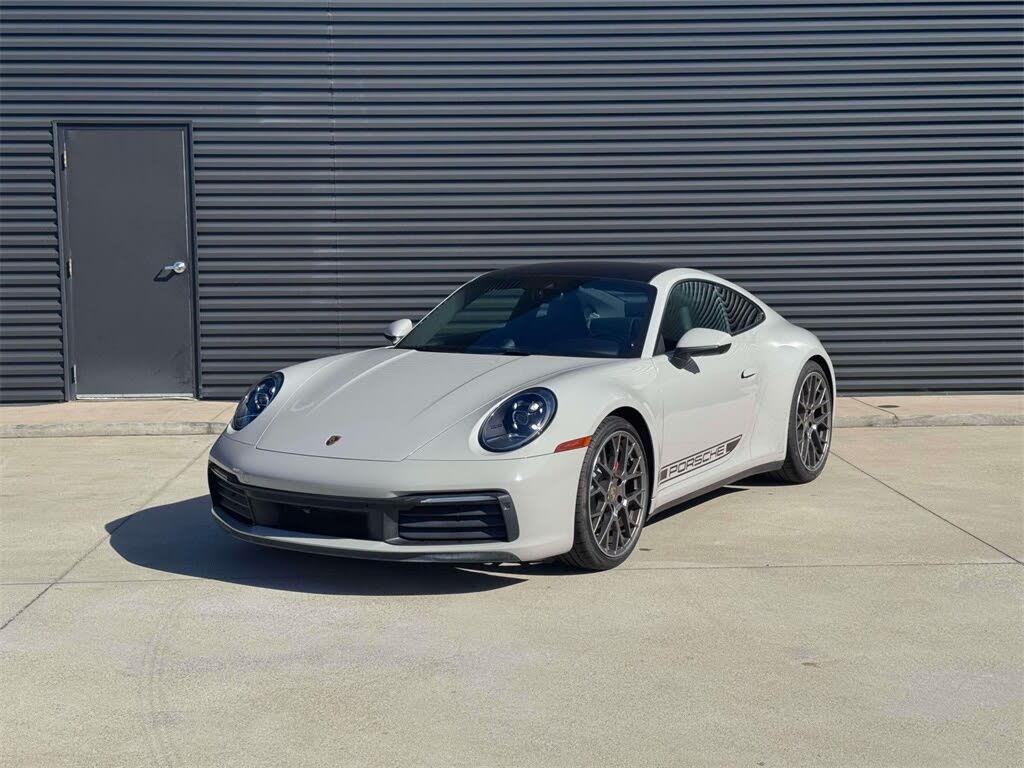2024 Porsche 911 Carrera S Coupe RWD