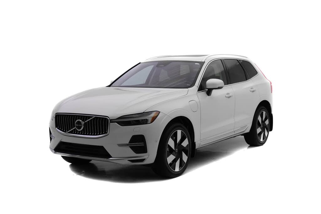 2023 Volvo XC60 Recharge T8 Plus Bright Theme eAWD