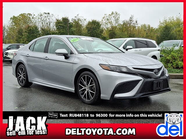 2024 Toyota Camry SE FWD