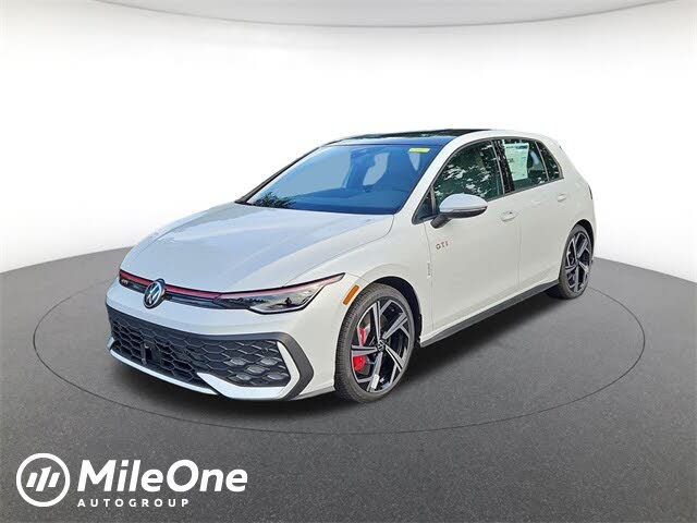 2025 Volkswagen Golf GTI SE FWD