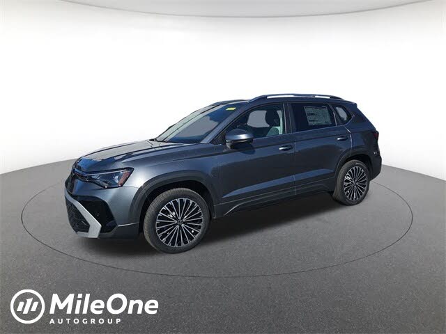 2025 Volkswagen Taos SE FWD