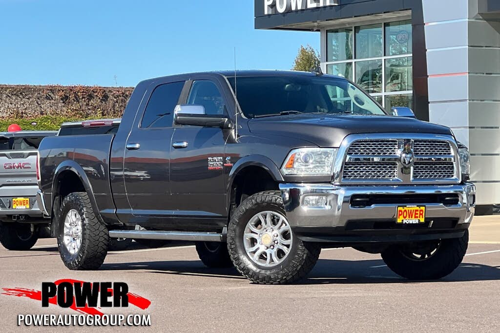 2015 RAM 2500 Laramie Mega Cab 4WD