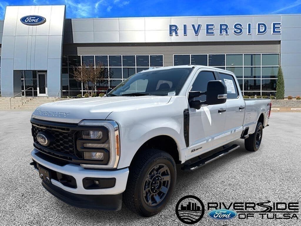 2023 Ford F-250 Super Duty XL Crew Cab 4WD
