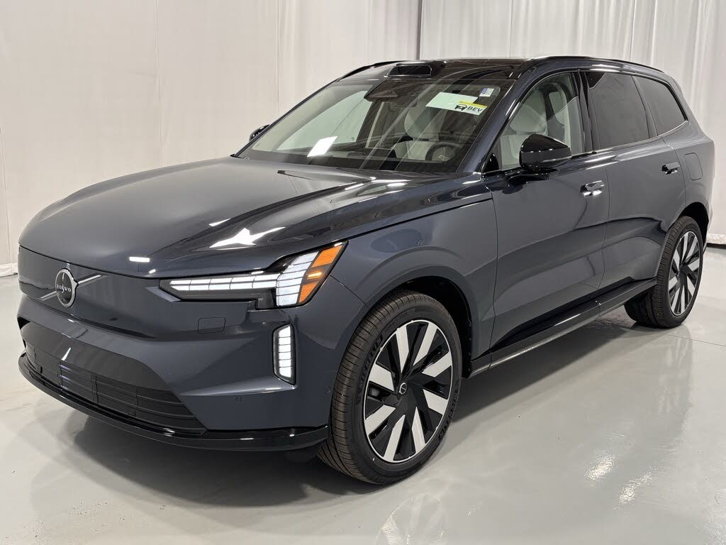 2025 Volvo EX90 Twin Performance Plus 6-Passenger eAWD