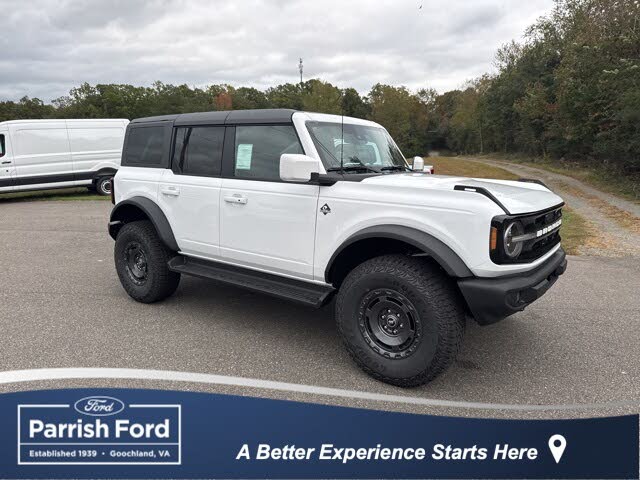 2025 Ford Bronco Outer Banks 4-Door 4WD