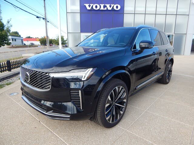 2026 Volvo XC90 B5 Plus 7-Passenger AWD